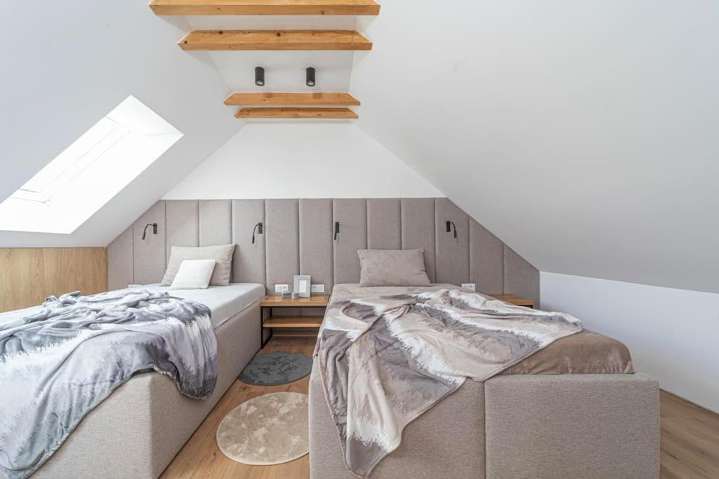 Kunci 51 Holiday home *